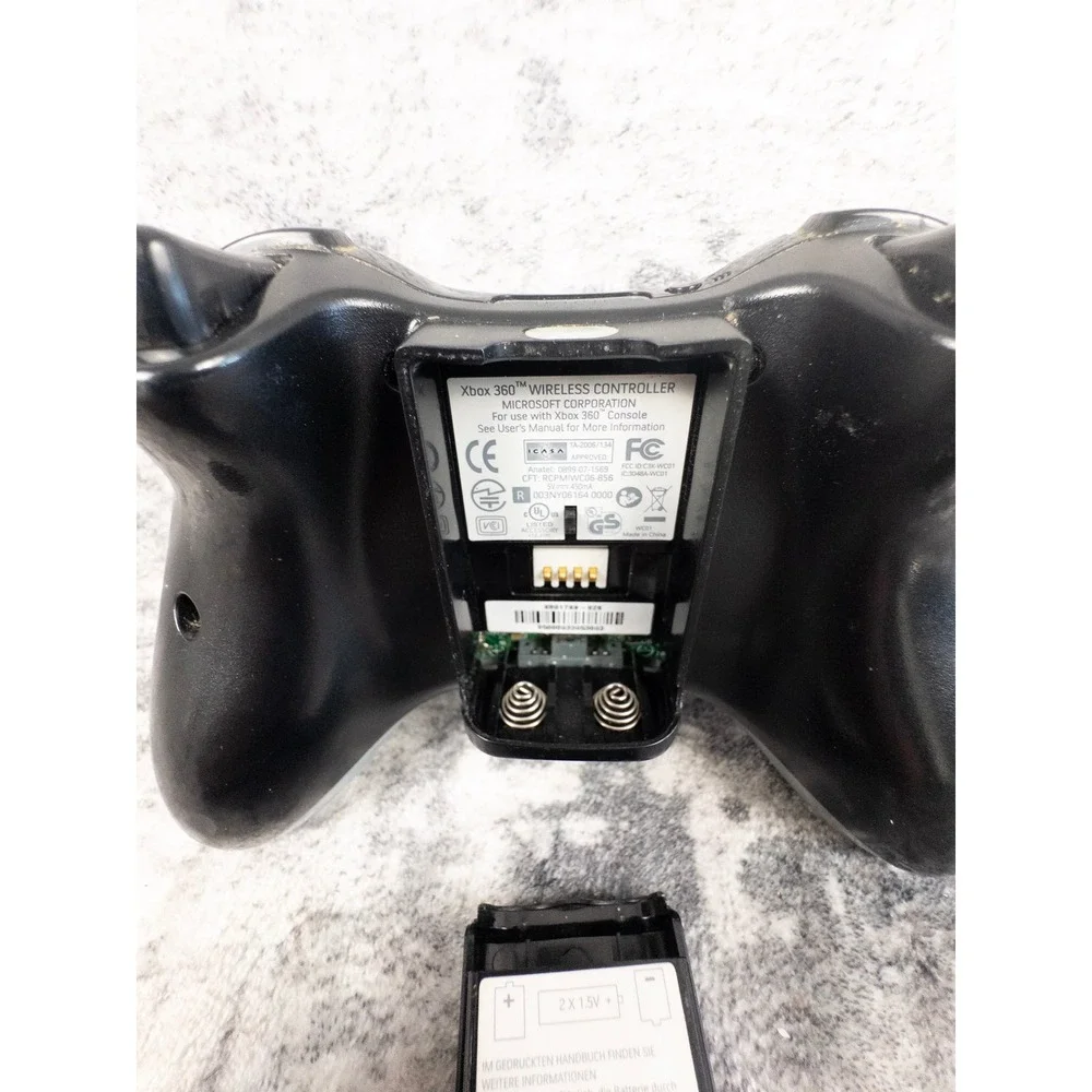 Microsoft Xbox 360 Wireless Controller Black Grey Thumbsticks OEM Model 1403
